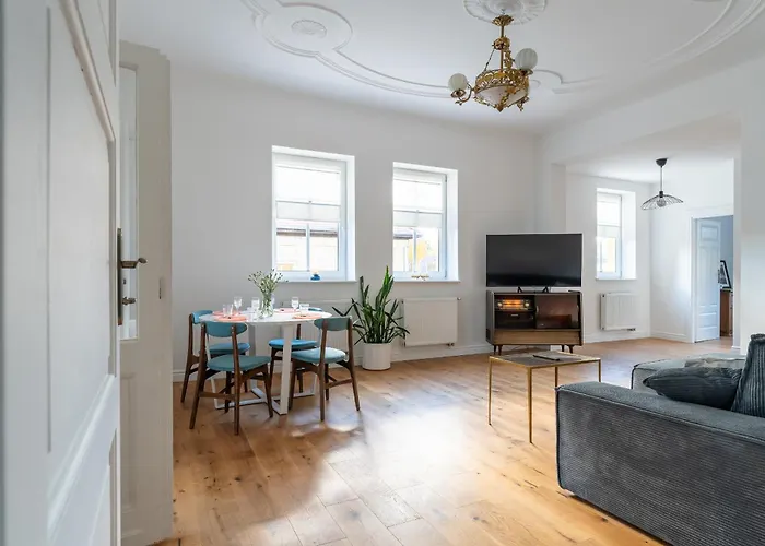 Petsch - Park Zdrojowy * Jelení Hora